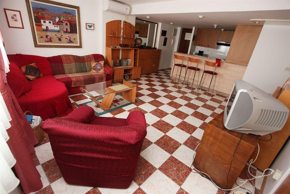 Split Apartments Peric Ngoại thất bức ảnh