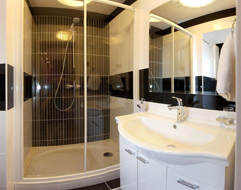 Split Apartments Peric Ngoại thất bức ảnh