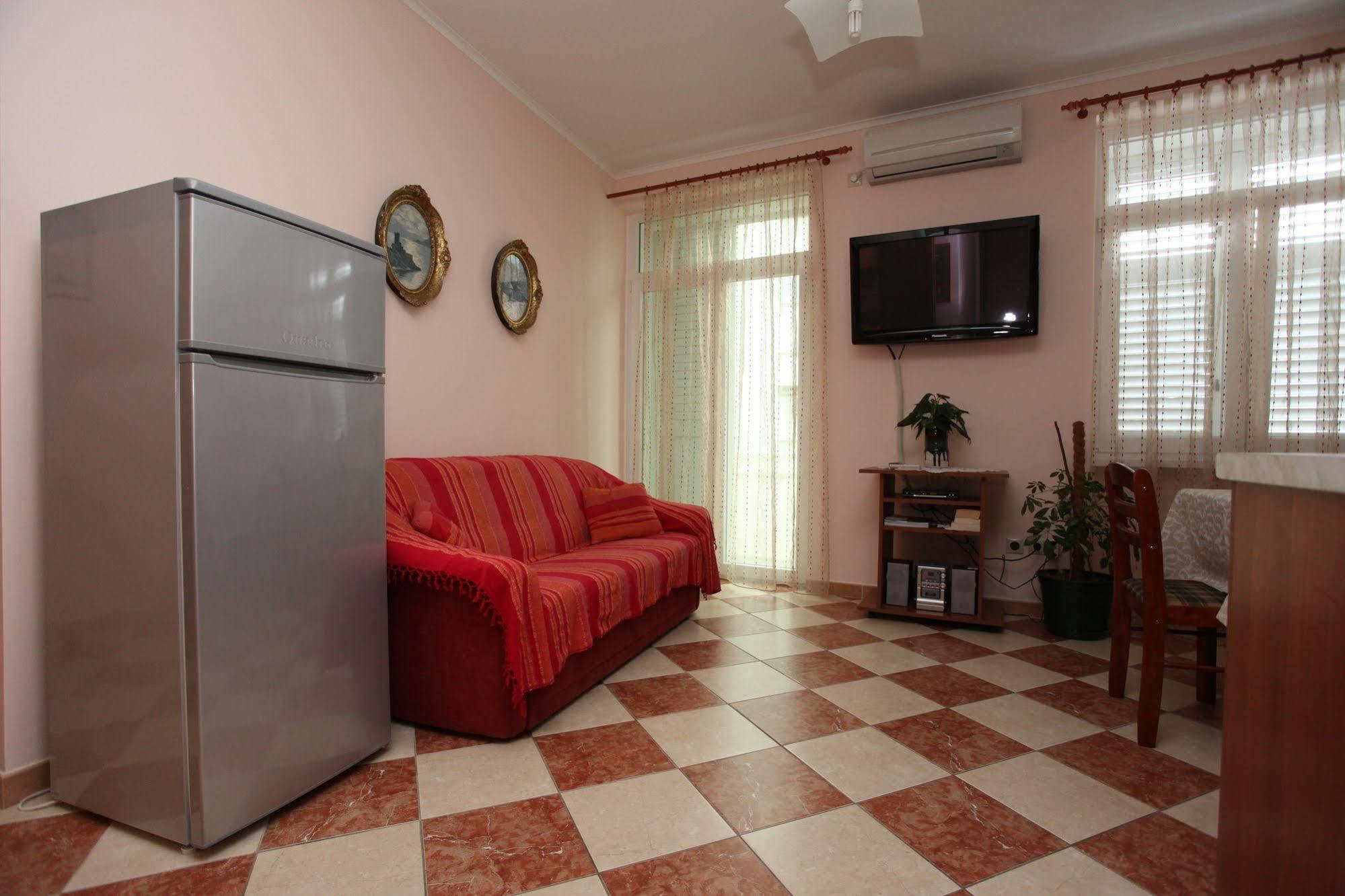 Split Apartments Peric Ngoại thất bức ảnh