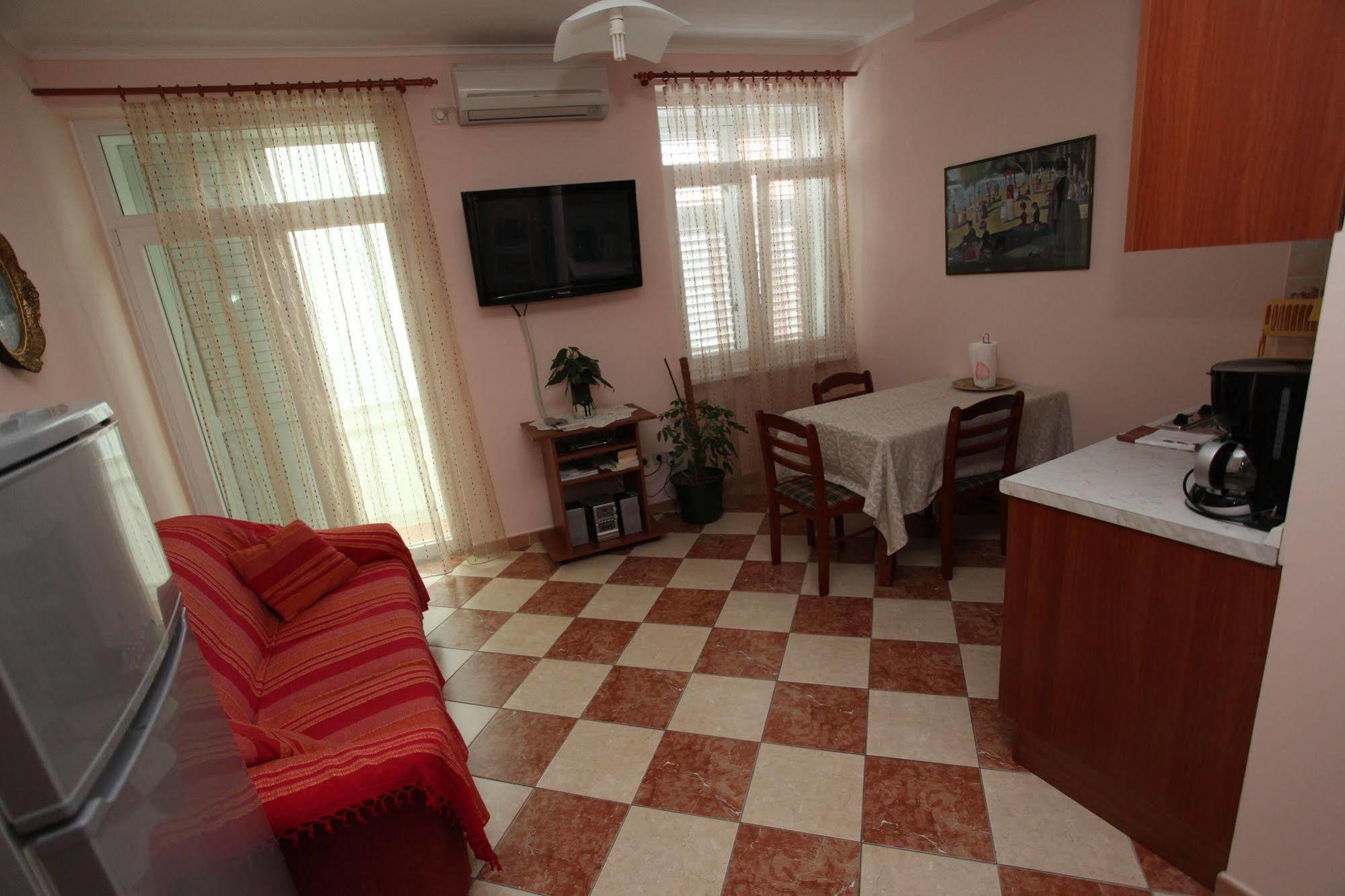 Split Apartments Peric Ngoại thất bức ảnh