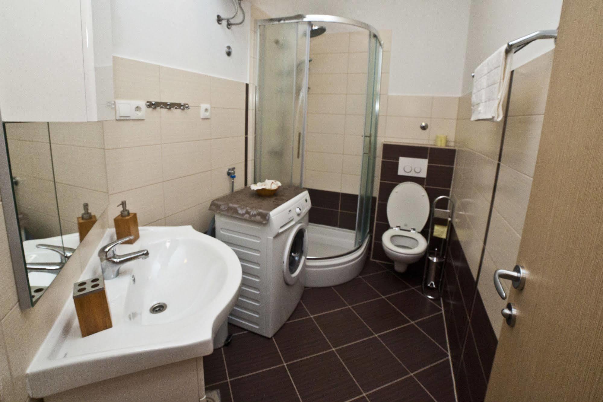 Split Apartments Peric Ngoại thất bức ảnh