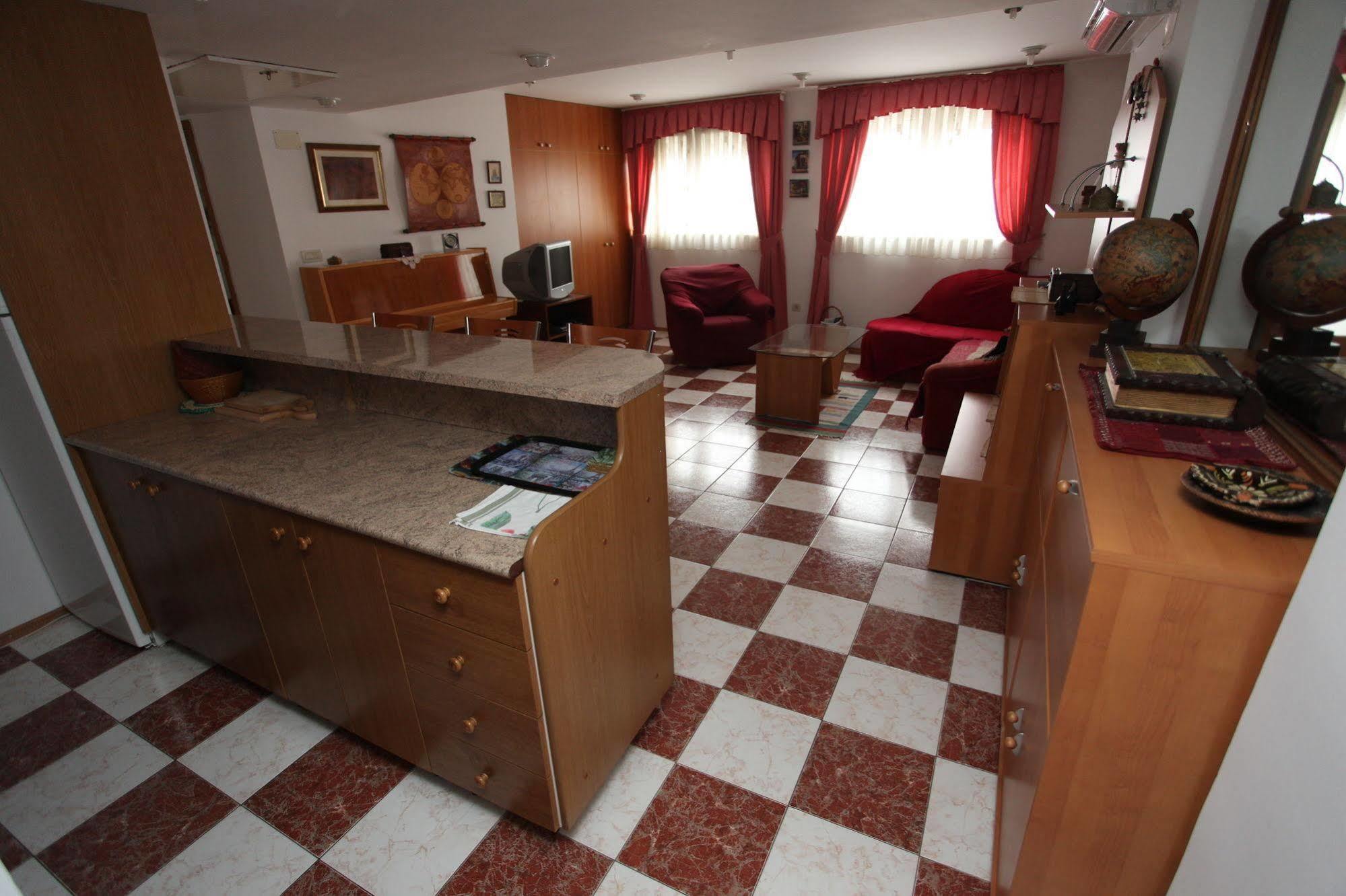 Split Apartments Peric Ngoại thất bức ảnh
